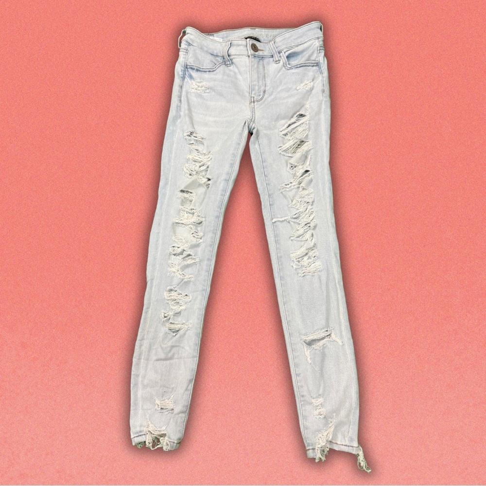 AE 0S Distressed Light Wash Jeggings